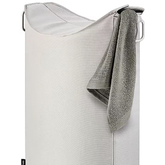 Blomus- Frisco Laundry Bin in Sand - Picture 4 of 9